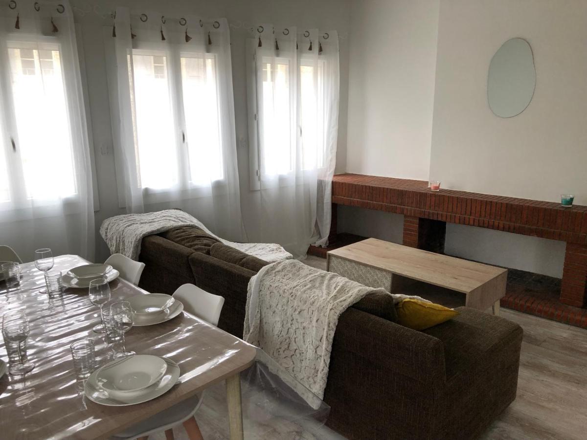 Appartement Cosy Et Lumineux Caussens Bagian luar foto